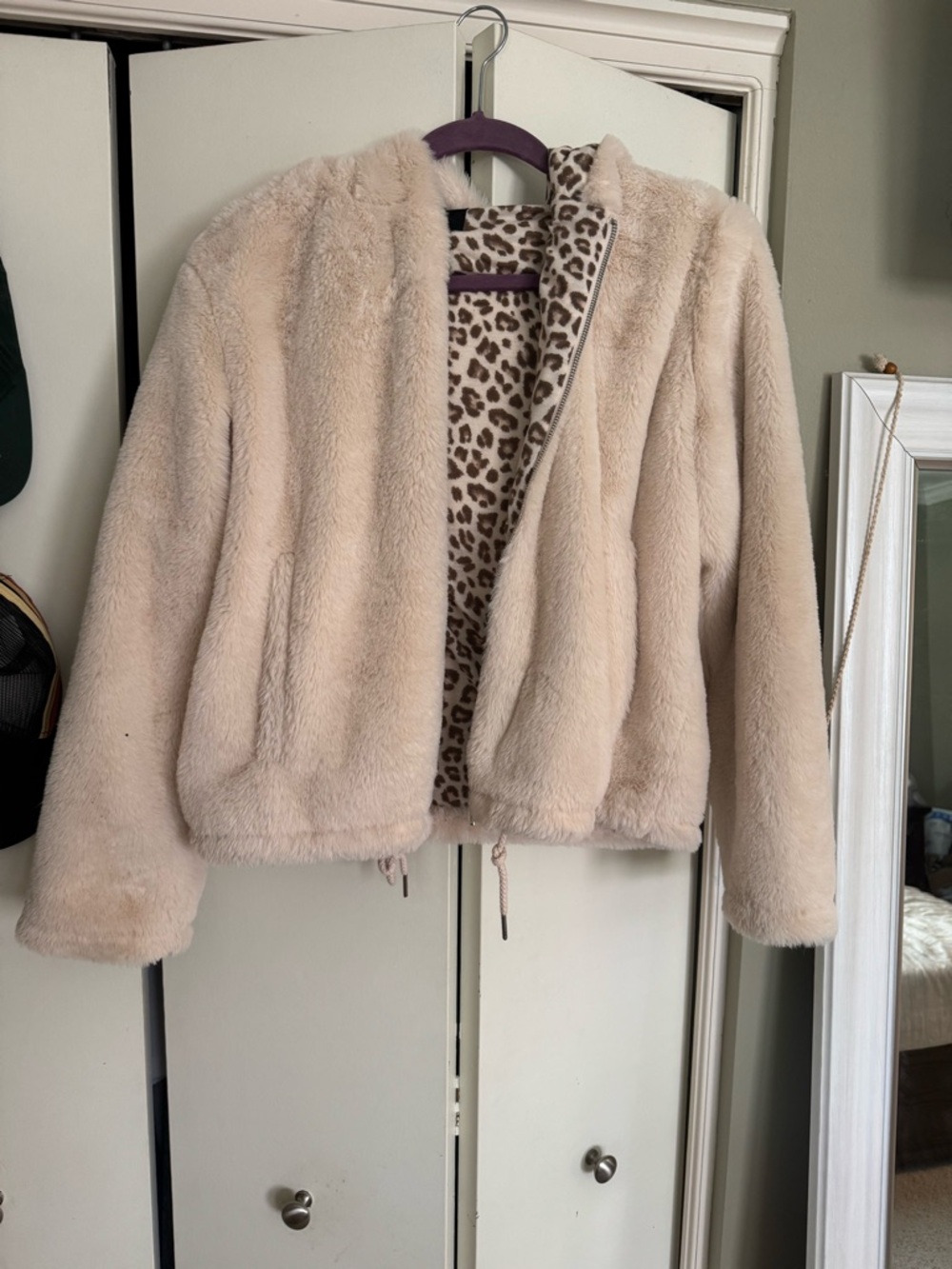 Forever 21 Beige Faux Fur Jacket with Leopard Print Lining